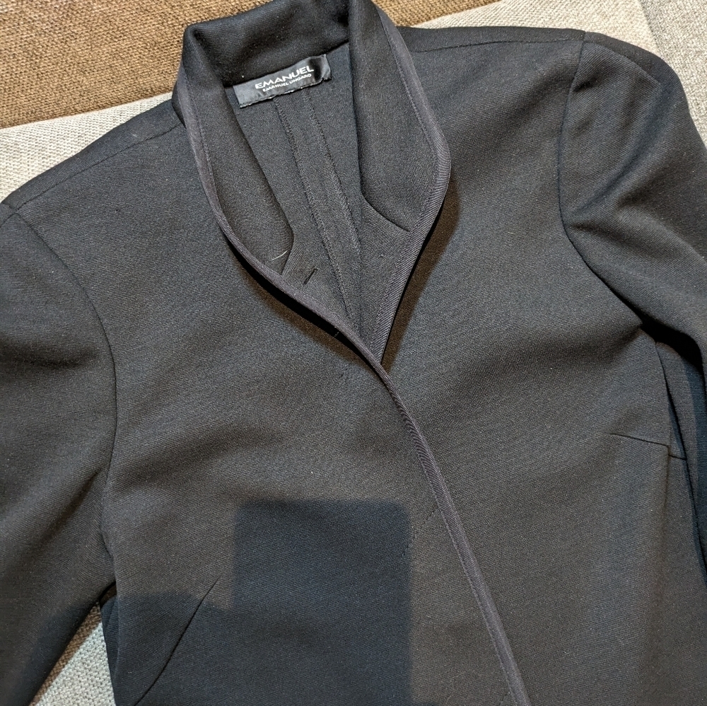 Emanuel Ungaro Black Blazer Coat Minimalist Designer Jacket  Size XS  R1 - Picture 14 of 14